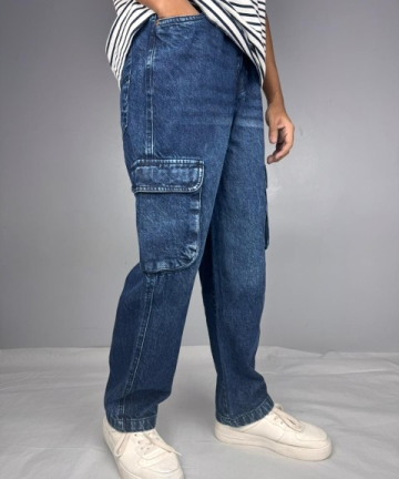 Six Pocket Baggy Jeans