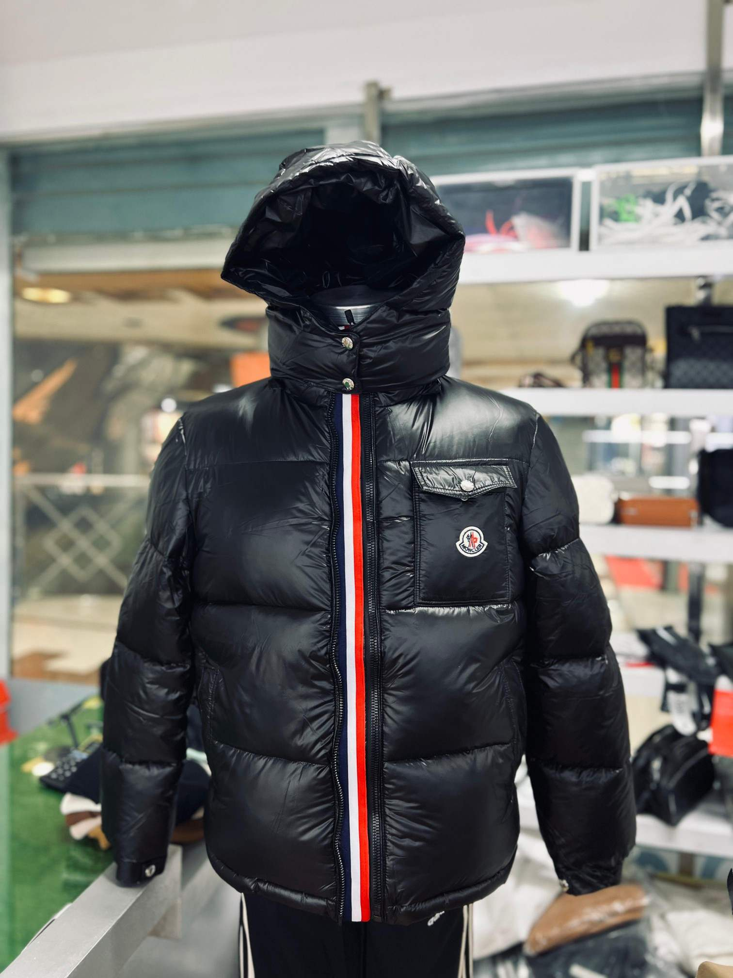 MONCLER DUCK DOWN JACKET